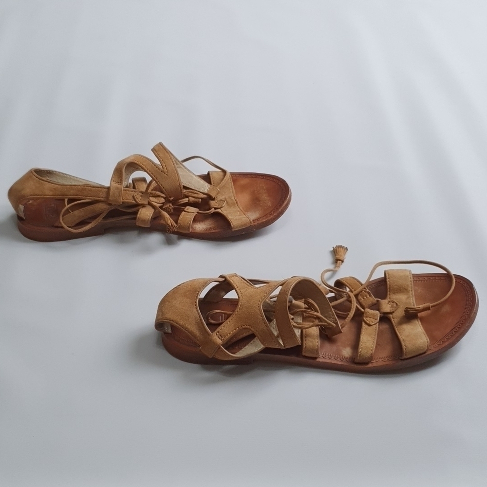 Frye Ruth Suede Short Gladiator  Tan Sandals - Picture 9 of 11